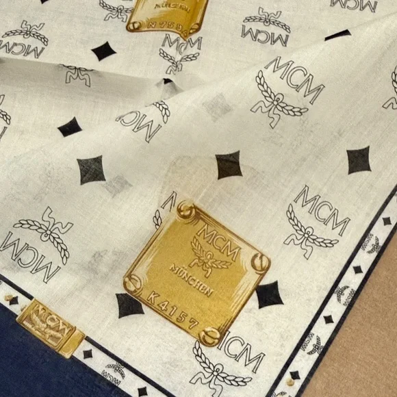 MCM Logo Square Scarf in Navy, White & Gold Plaque Print cotton - Picture 6 of 6